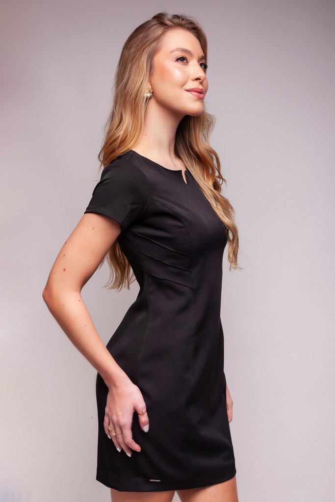 Vestido com Mangas